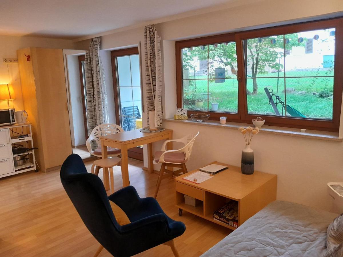 Apartment Mit Kueche Und Balkon Oder Terrasse, Ruhig Und Gut Erreichbar Piding Exteriör bild