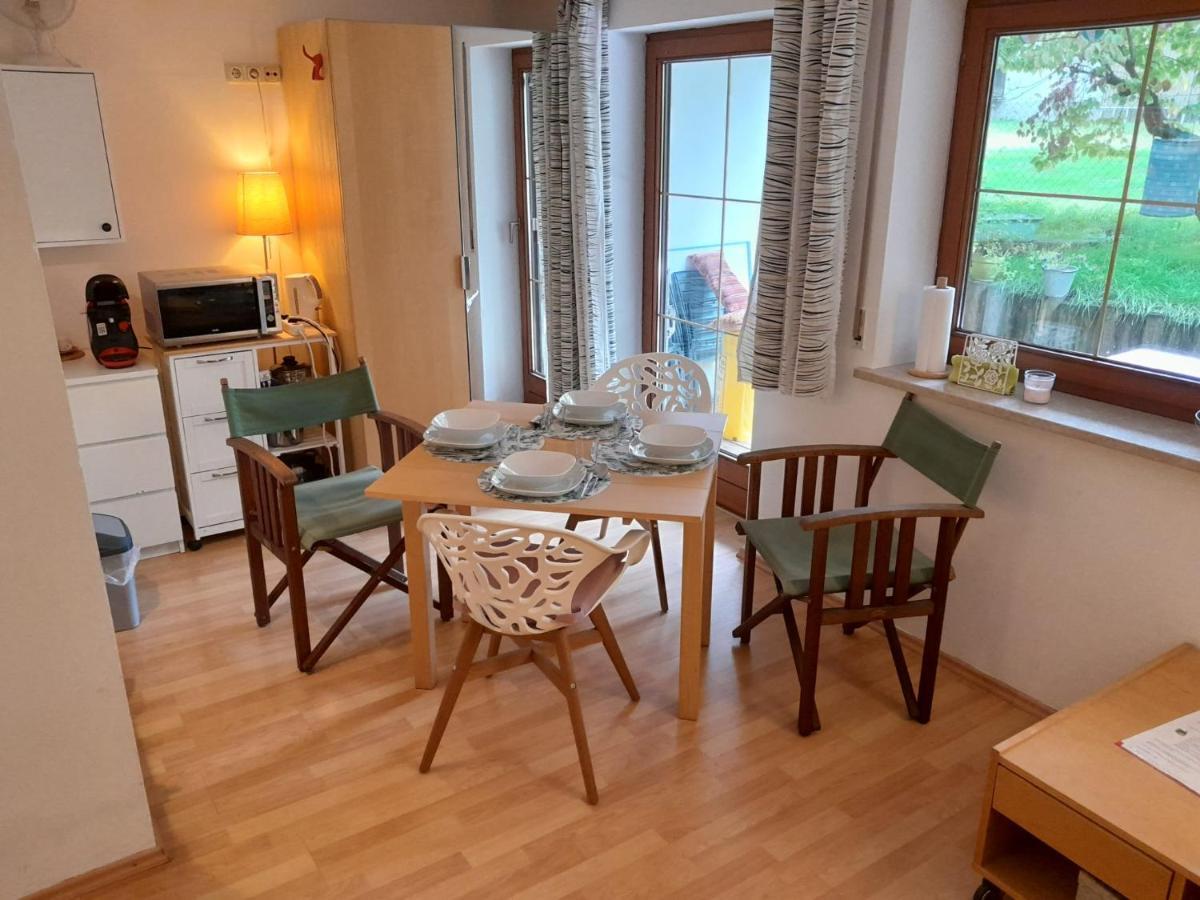 Apartment Mit Kueche Und Balkon Oder Terrasse, Ruhig Und Gut Erreichbar Piding Exteriör bild