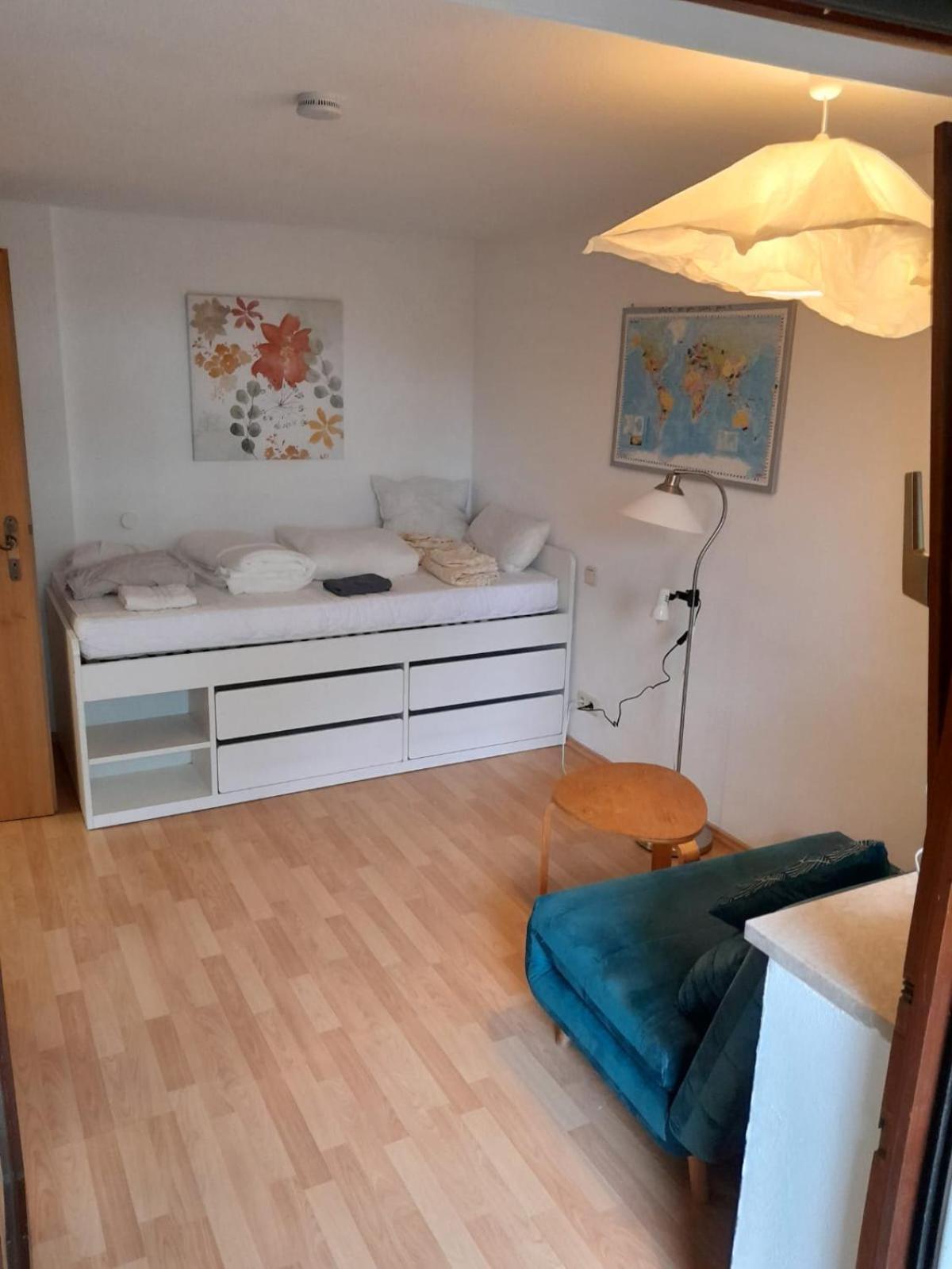 Apartment Mit Kueche Und Balkon Oder Terrasse, Ruhig Und Gut Erreichbar Piding Exteriör bild