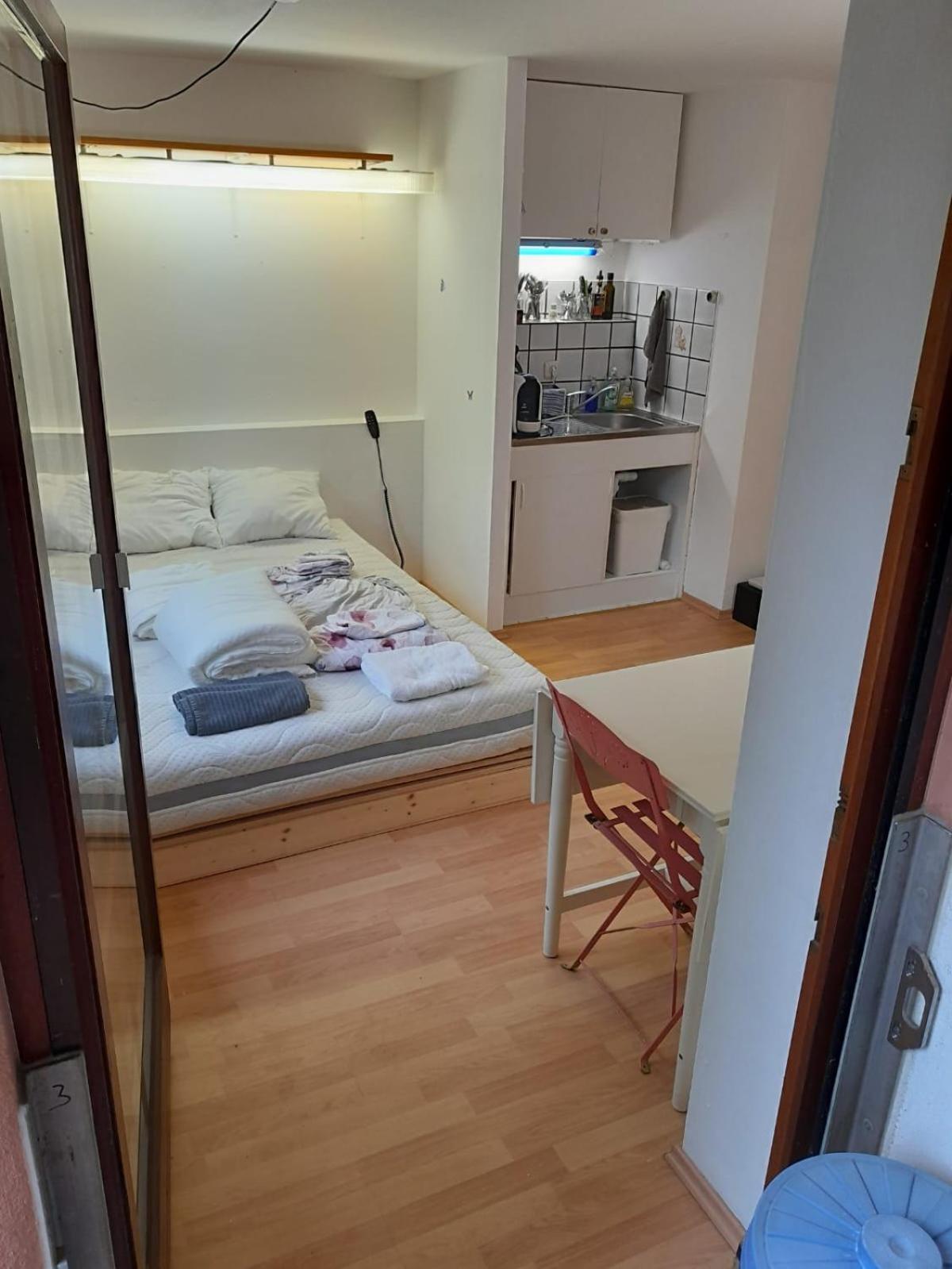 Apartment Mit Kueche Und Balkon Oder Terrasse, Ruhig Und Gut Erreichbar Piding Exteriör bild